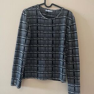 Zara Black and White Knit Top